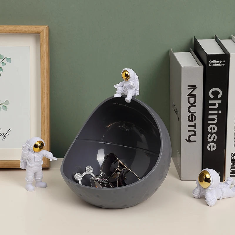 Astronaut Storage Box