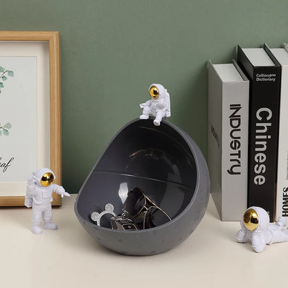 Astronaut Storage Box