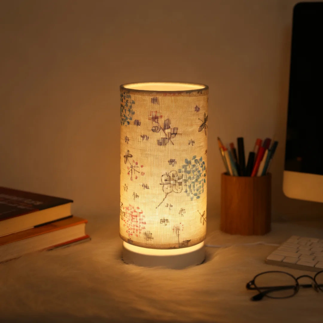 Nordic Retro Table Lamp